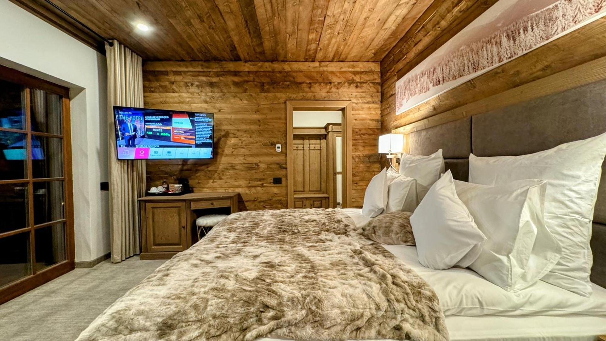 Chalet Royal Sinaia Exteriör bild
